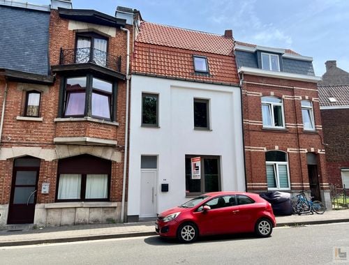                                         Woning te koop in Ronse, € 299.000
