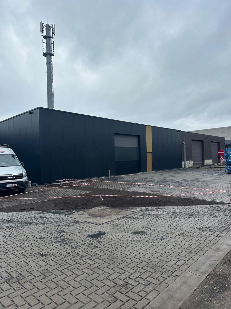 Bedrijfsgebouw te koop