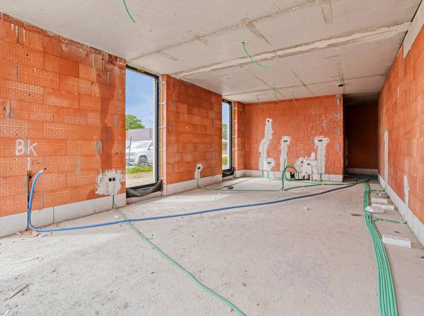 1.2 EXCLUSIEF NIEUWBOUWAPPARTEMENT MET 2 SLPKS EN RUIM TERRAS IN LINKHOUT<br />
In het exclusieve nieuwbouwproject "Zwart Water" vindt u dit ruim en e