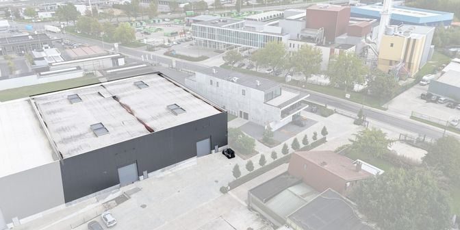 Bedrijfsvastgoed te huur in Oostnieuwkerksesteenweg 174, 8800 Roeselare