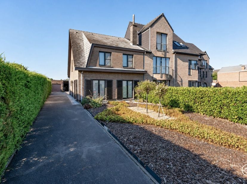 Maison à vendre
                    à 2890 Sint-Amands