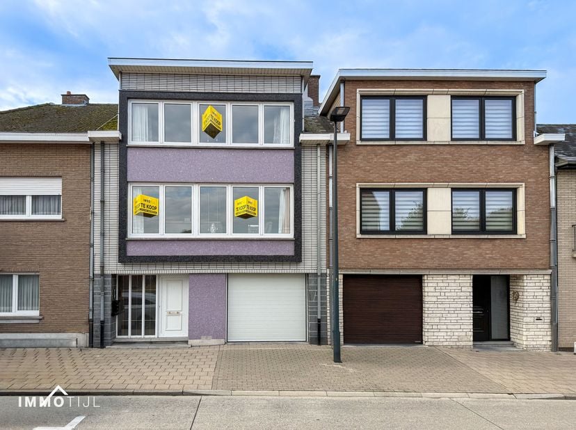 Huis te koop in Leuvestraat 208,
                    9320 Erembodegem