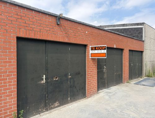                                         Bedrijfsvastgoed te koop in Beveren-Leie, € 90.000
