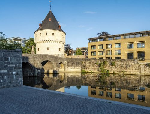                                         Appartement te koop in Kortrijk, € 450.000
