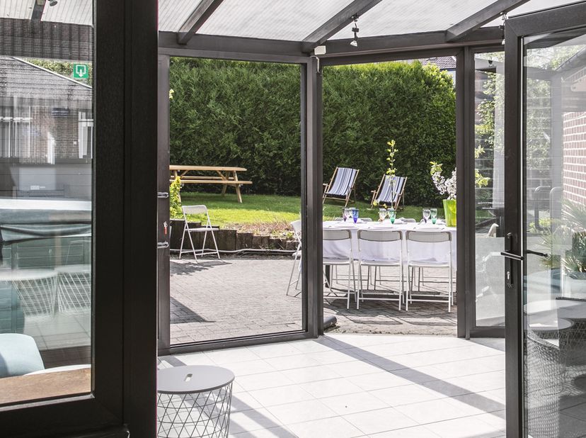 <br />
Exclusieve herenwoning met wellness, 5 slaapkamers en zonnige tuin op toplocatie aan de Muur van Geraardsbergen<br />
Op een uitzonderlijke loc