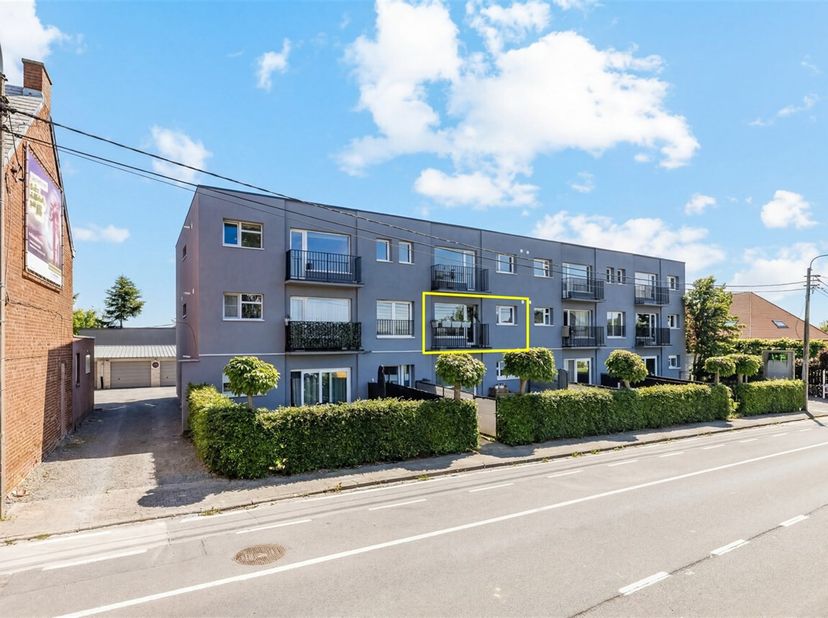 Dit appartement ligt dicht bij de De vallei van de Serskampse Beek en geniet dus van dit prachtige beschermd natuurgebied in de omgeving. Toch heeft u