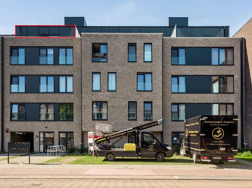Welkom in Residentie Mosa, een kwalitatieve residentie op een bijzonder gegeerde locatie in Hasselt. Gelegen aan de Maastrichtersteenweg 129 woont u h