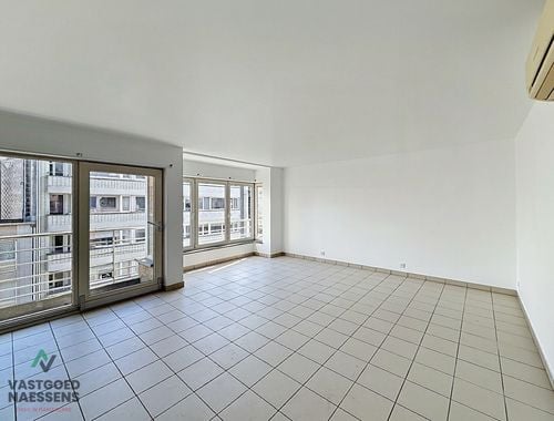                                         Appartement te huur in Oostende, € 825
