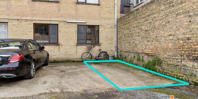 Garage te koop in Thomas Van Loostraat 8, 8400 Oostende