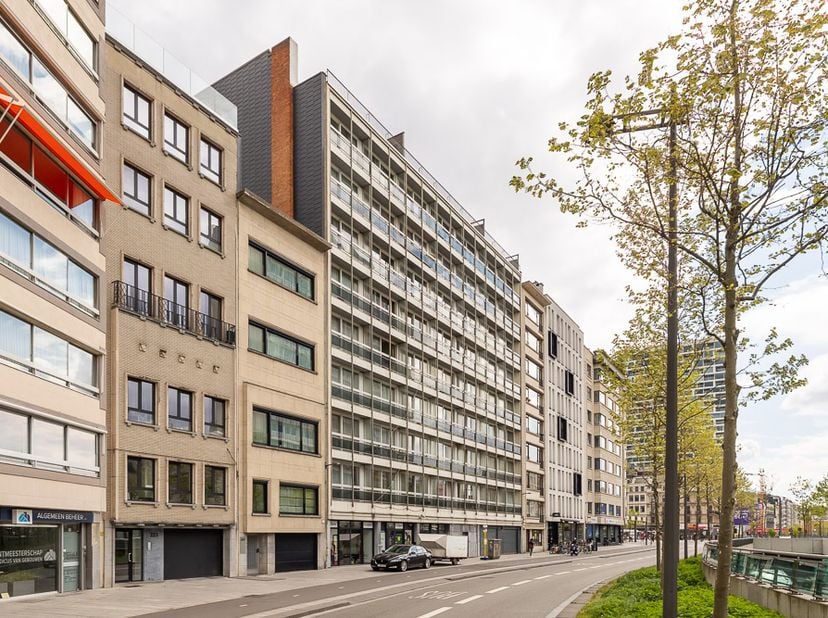 LOT 4: GUNSTIG GELEGEN STUDIO CENTRUM - <br />
<br />
OPENBARE VERKOPING DOOR NOTARIS CHARLES DECKERS VIA BIDDIT (enkel online bieden, met instelpremi