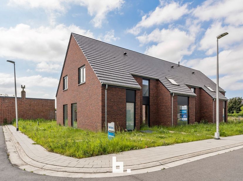 Maison à vendre
                    à 8830 Hooglede