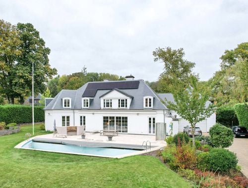                                         Uitzonderlijke woning te koop in Sint-Genesius-Rode, € 1.575.000
