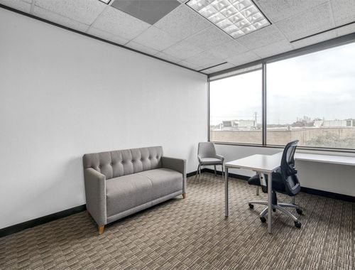                                         Immeuble de bureaux à louer à Kortrijk, € 189
