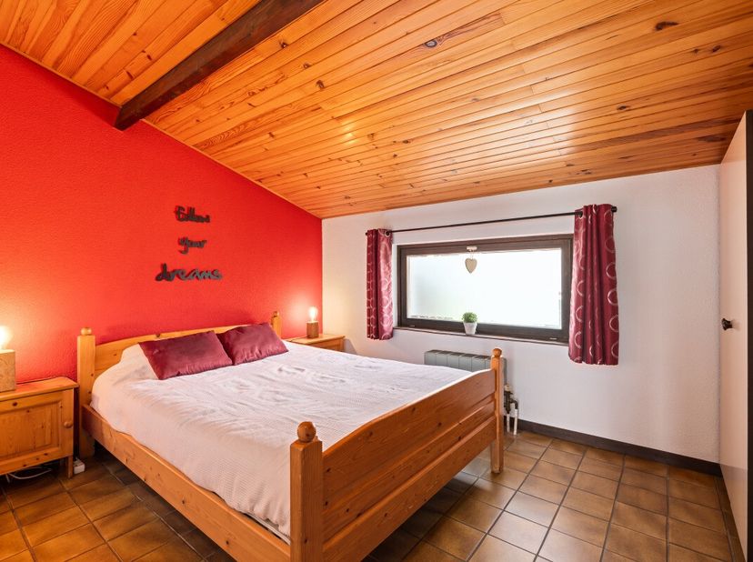 Te koop: vakantiewoning te domein Sunparks.Ontdek deze verzorgde vakantiewoning in Sunparks Oostduinkerke, een ideale combinatie van comfort, ontspann