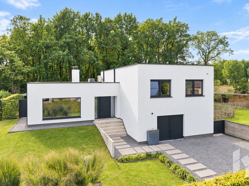 Huis te koop in Vrijheidsstraat 9,
                    3920 Lommel