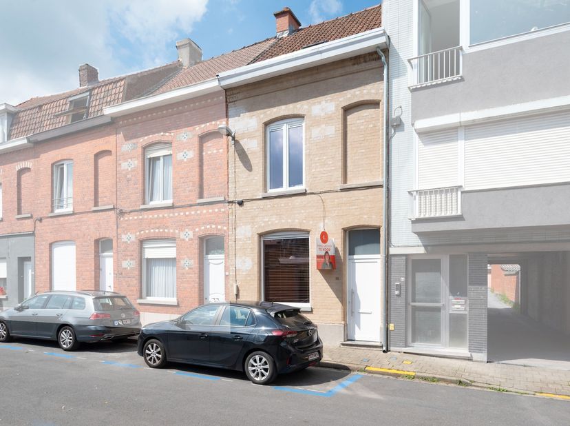 Huis te koop in Halewijnstraat 95,
                    8930 Menen