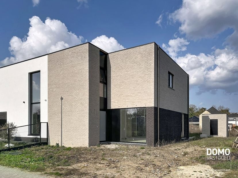 Maison à vendre
                    à 3630 Mechelen-aan-de-Maas