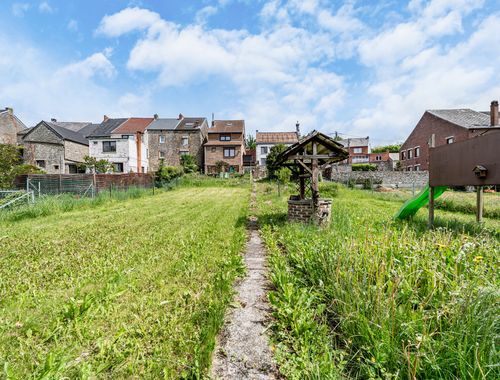                                         Woning te koop in Berzée, € 167.000
