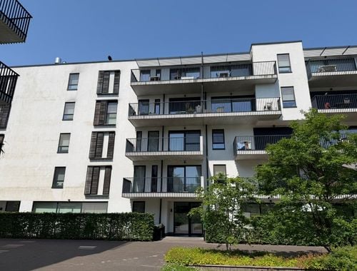                                         Appartement à louer à Halle, € 950
