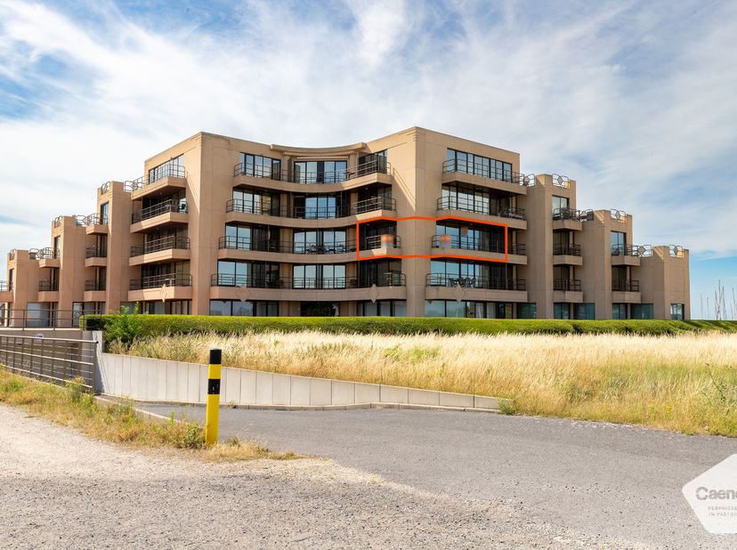 Dit zeer goed onderhouden appartement bevindt zich in de residentie 'Robert Orlent' te Nieuwpoort.<br />
Dit gebouw ligt vlak naast de Nieuwpoortse Ja