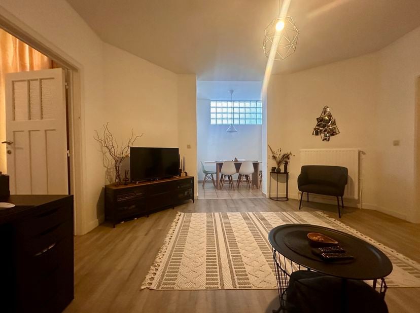 Appartement te koop
                    in 1080 Sint-Jans-Molenbeek