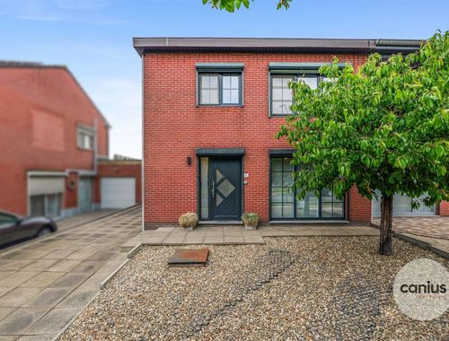                                         Maison unifamiliale à vendre à Landen, € 329.000

