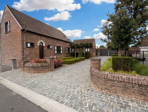                                         Woning te koop in Deftinge, € 375.000
