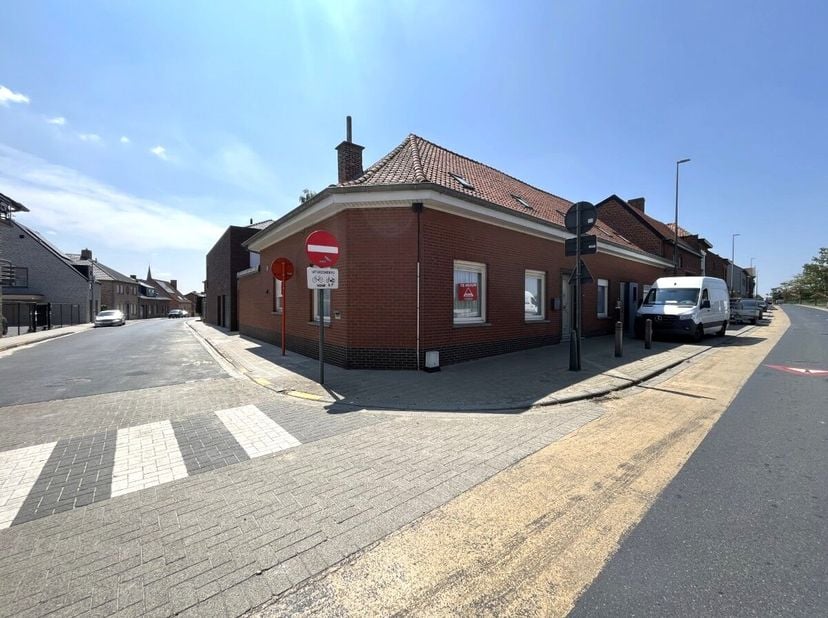 Huis te huur in Dadizelestraat 46,
                    8980 Beselare