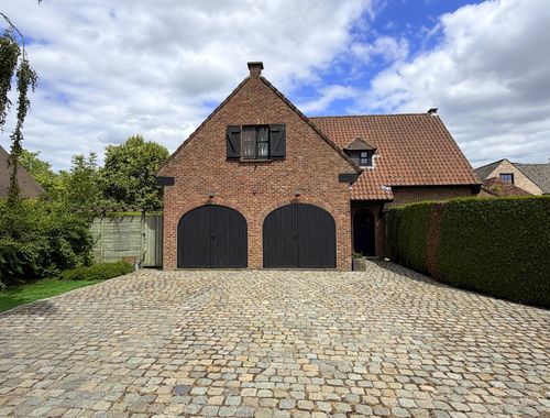                                         Maison à vendre à Bellegem, € 525.000
