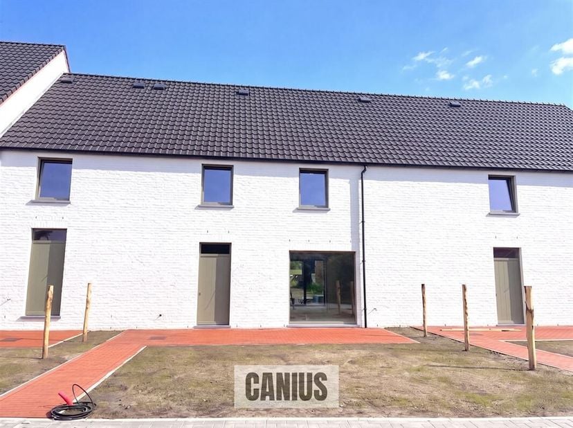WONEN IN DE PAREL VAN HASPENGOUW<br />
Wonen in een unieke setting waar heden &amp; verleden elkaar ontmoeten!<br />
Overhof is een uitzonderlijk woonproj