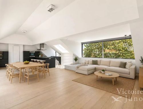                                         Penthouse te koop in Elsene, € 1.045.000
