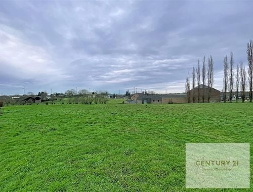                                         Grond te koop in Buzet, € 155.000
