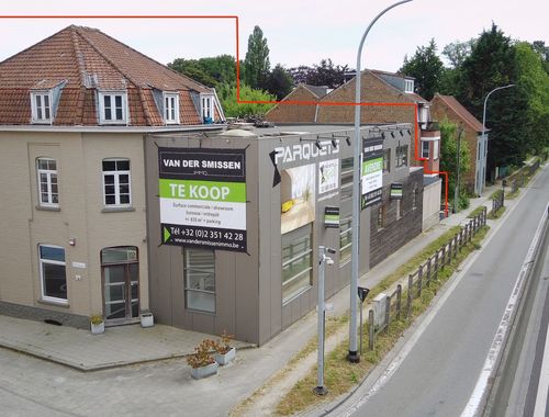                                         Gemengd gebruik te koop in Hoeilaart, € 975.000
