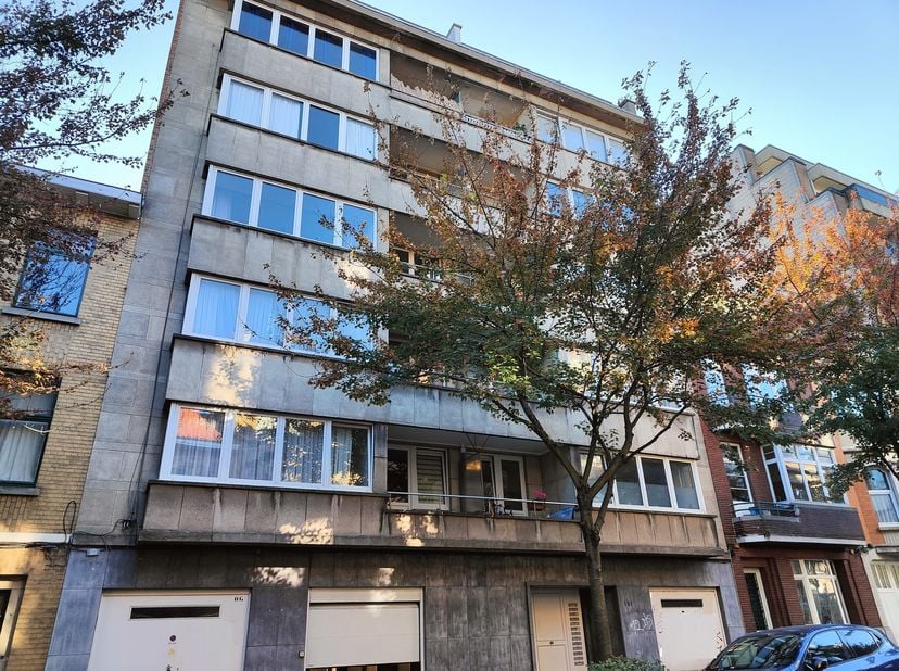 Garage à louer à Avenue Chazal 151,
                    1030 Schaerbeek