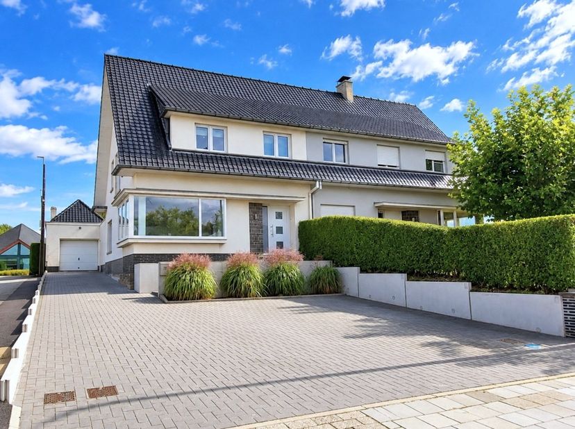 Huis te koop in Elenestraat 73,
                    9620 Zottegem