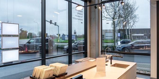 Bien professionnel à louer à Europalaan 1A boîte 11, 8970 Poperinge