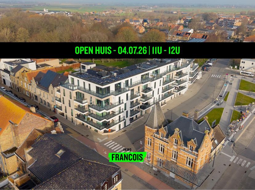 Op een toplocatie aan het station van Diksmuide bevindt zich dit ruim en instapklaar nieuwbouwappartement met 3 slaapkamers in Residentie Patersvat. D