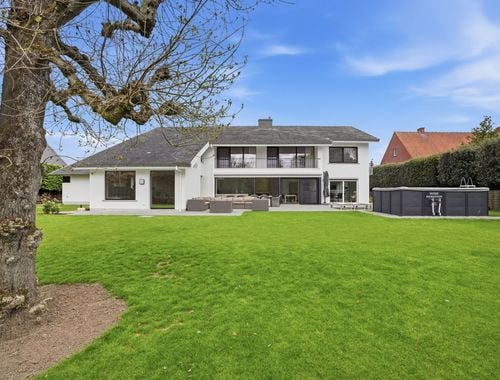                                         Villa te koop in Staden, € 995.000
