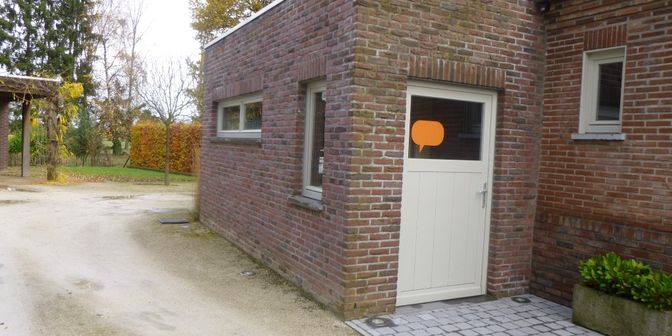 Bedrijfsvastgoed te huur in Genieskensstraat 31, 3630 Leut