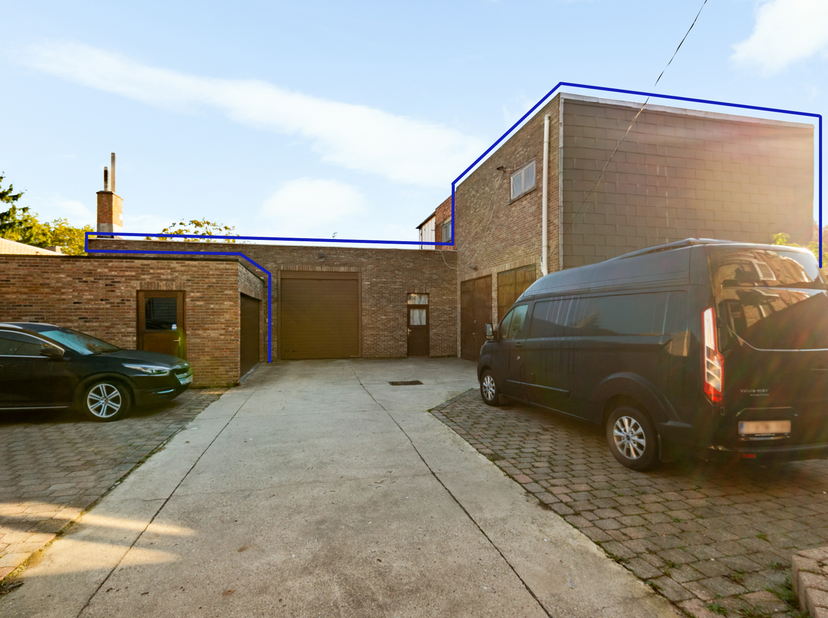 Bedrijfsvastgoed te koop in Doornstraat 157,
                    2610 Wilrijk