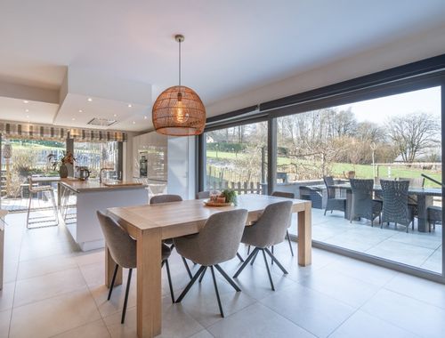                                         Eengezinswoning te koop in Vielsalm, € 645.000

