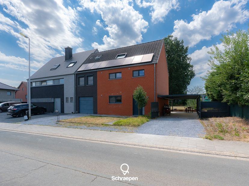 We vinden deze instapklare én energiezuinige gezinswoning met 4 slaapkamers terug op centrale ligging te Heusden-Zolder. Voor meer informatie ga naar: