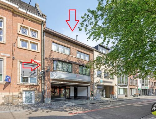                                         Bien commercial avec habitation à vendre à Bilzen, € 598.000
