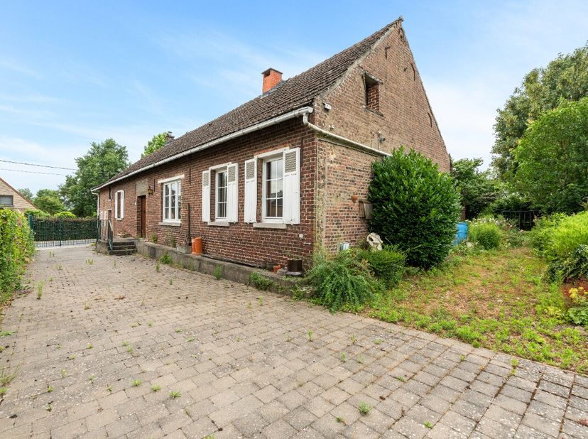 Huis te koop in Langestraat 33,
                    1741 Wambeek