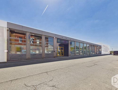                                         Handelszaak te koop in Tournai, € 650.000
