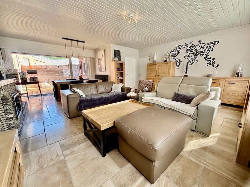 Appartement à louer
                    à 8870 Emelgem