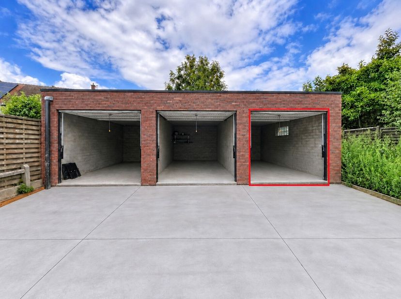 Garage te huur in Driesstraat 16,
                    8700 Tielt