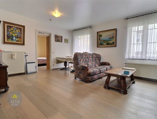                                         Appartement te koop in Sint-Gillis, € 250.000
