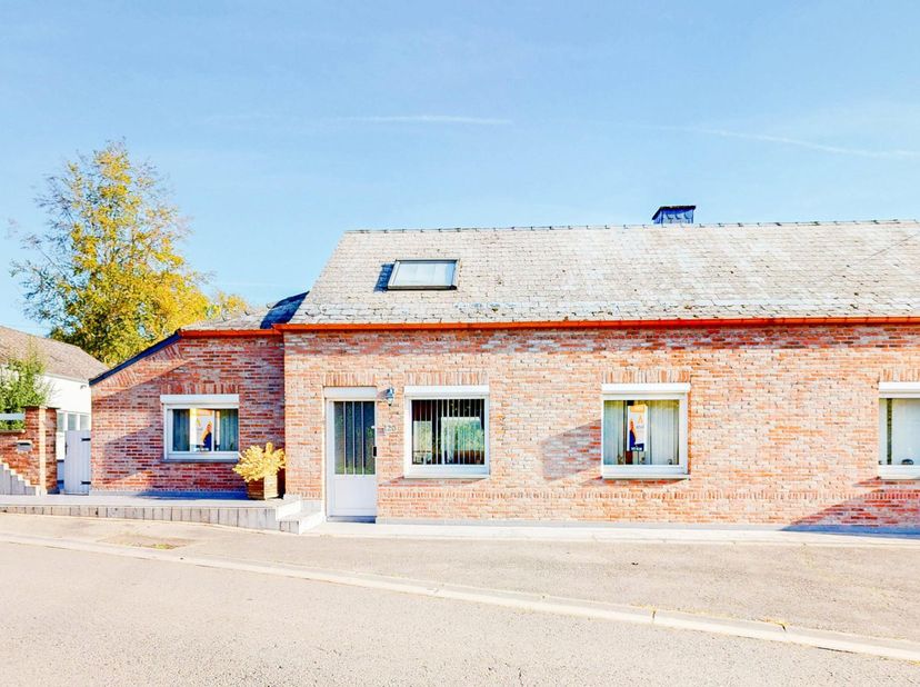 Maison à vendre à Rue du Gouty 120,
                    6440 Froid-Chapelle