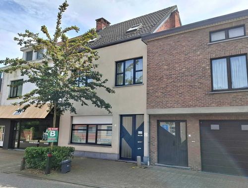                                         Dakappartement te koop in Geel, € 125.000
